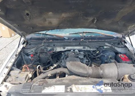 2002 Ford Expedition Xlt from USA, damaged, VIN 1FMRU15W92LA32070